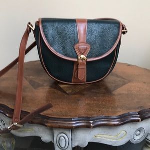 Guess Shoulder bag,green/saddle
